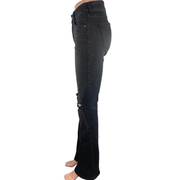 Fashion Nova Black Washed Mid Rise Distressed Denim Flare Jeans Size 27 - Picture 2 of 5